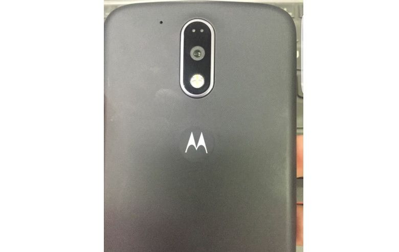 Moto G4 photos leaked with redesigned back panel 1