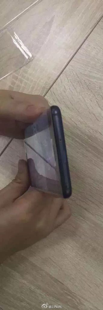 Samsung Galaxy Note 7 images leaked again with 'screen on' 6