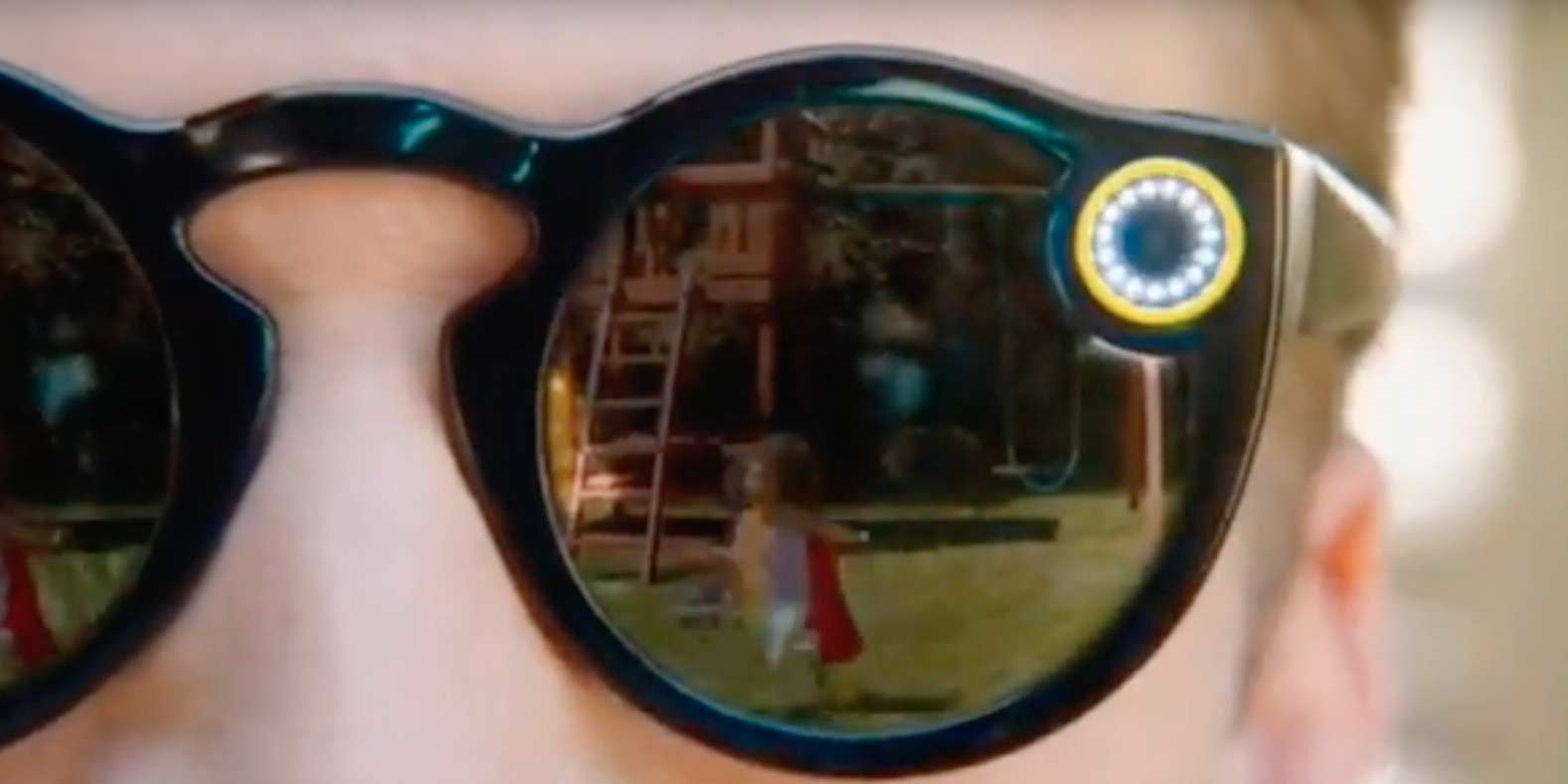 Snapchat Glasses spotted with a camera in a leaked video 1