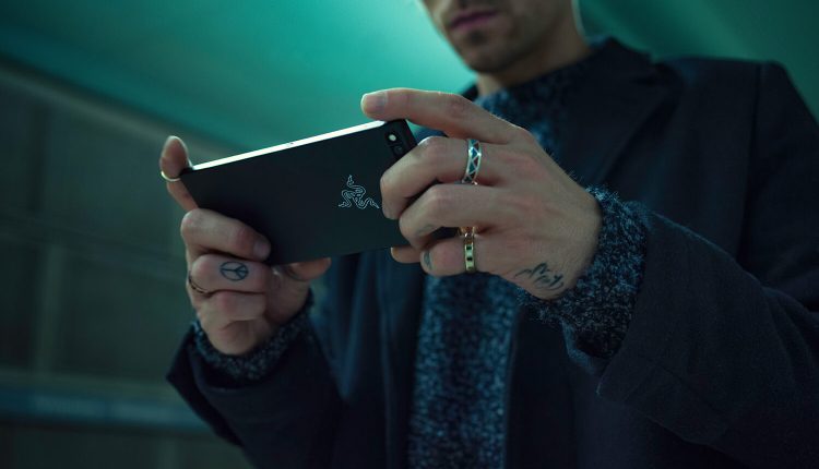 Razer phone announced with Adaptable DIsplay, 8GB RAM 2