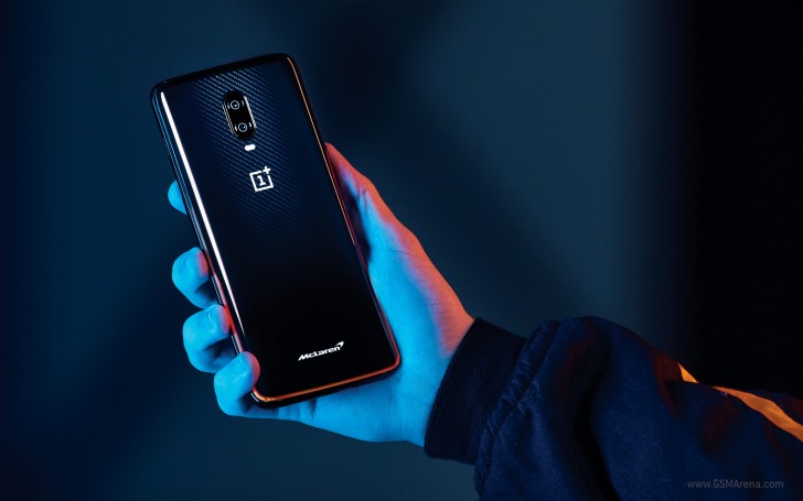OnePlus 6T McLaren Edition comes packed with a new 30W Warp Charge and a whooping 10GB RAM 5