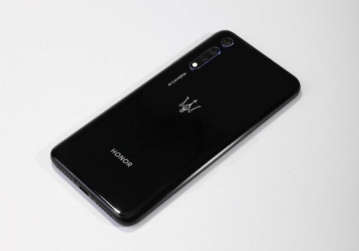 Honor View 20 leaked poster gives more insights to the device specs 5