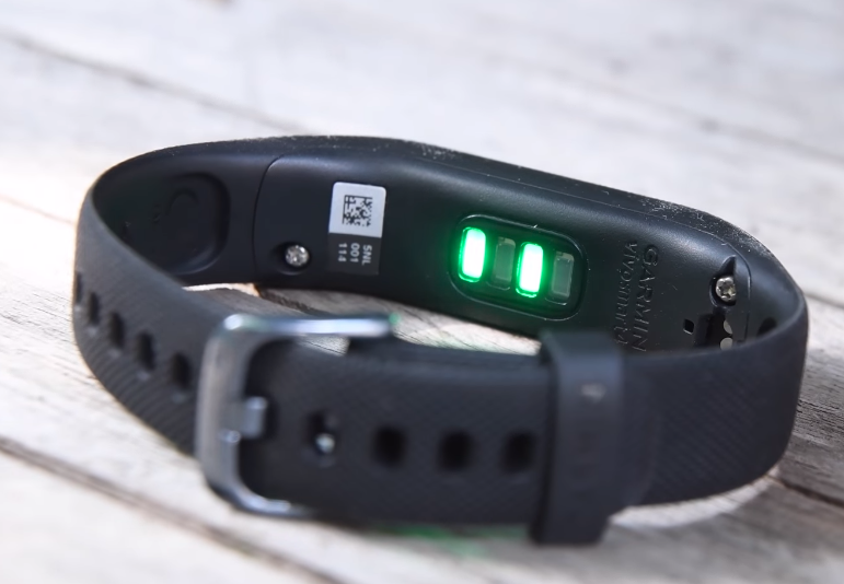 Garmin Vivosmart 4 Review; I'm just doing what we're told | AndroidHits